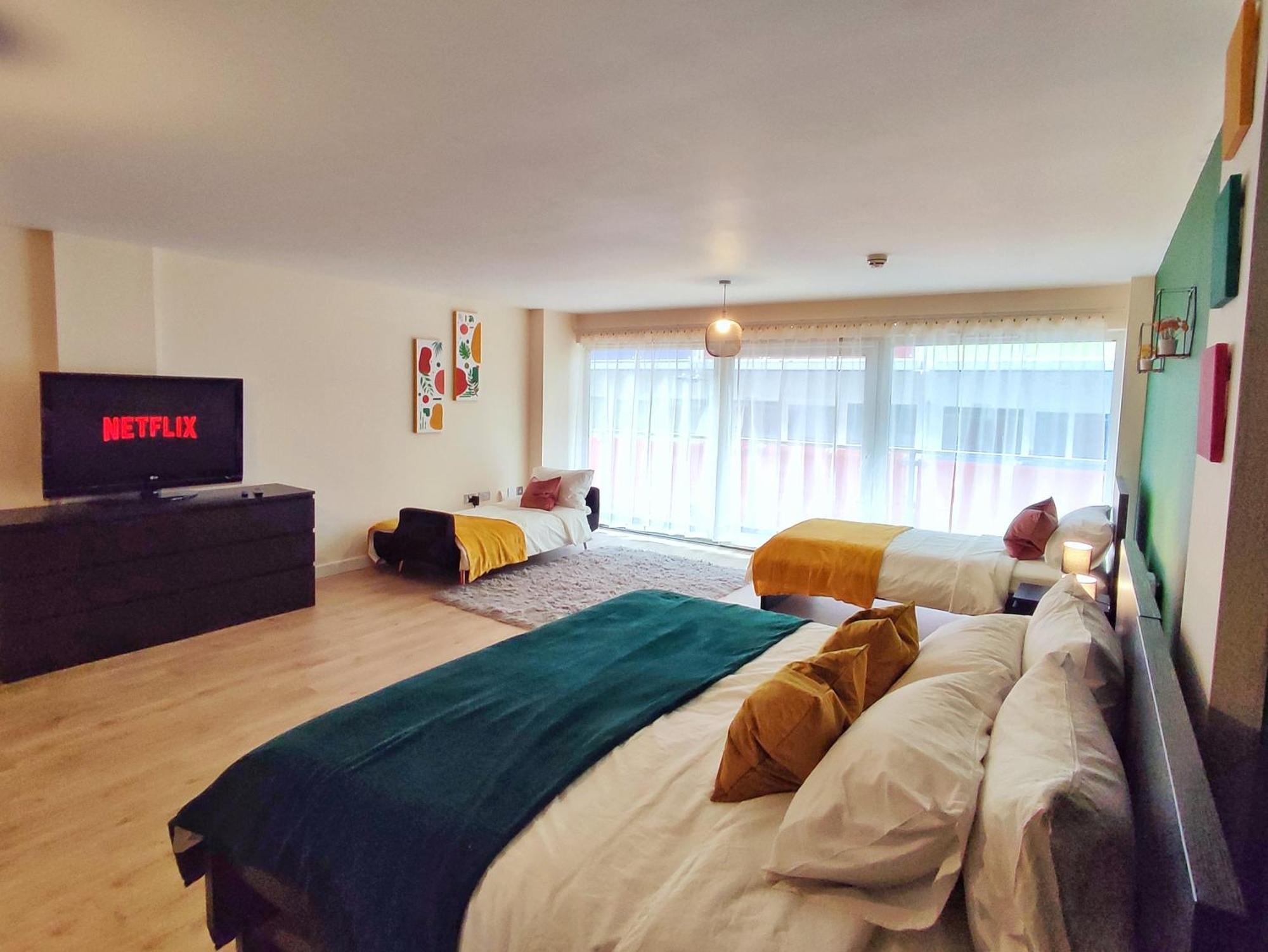 Duplex Apartment In Leeds With King Size Bed - Long Stay Rates Available Exterior foto