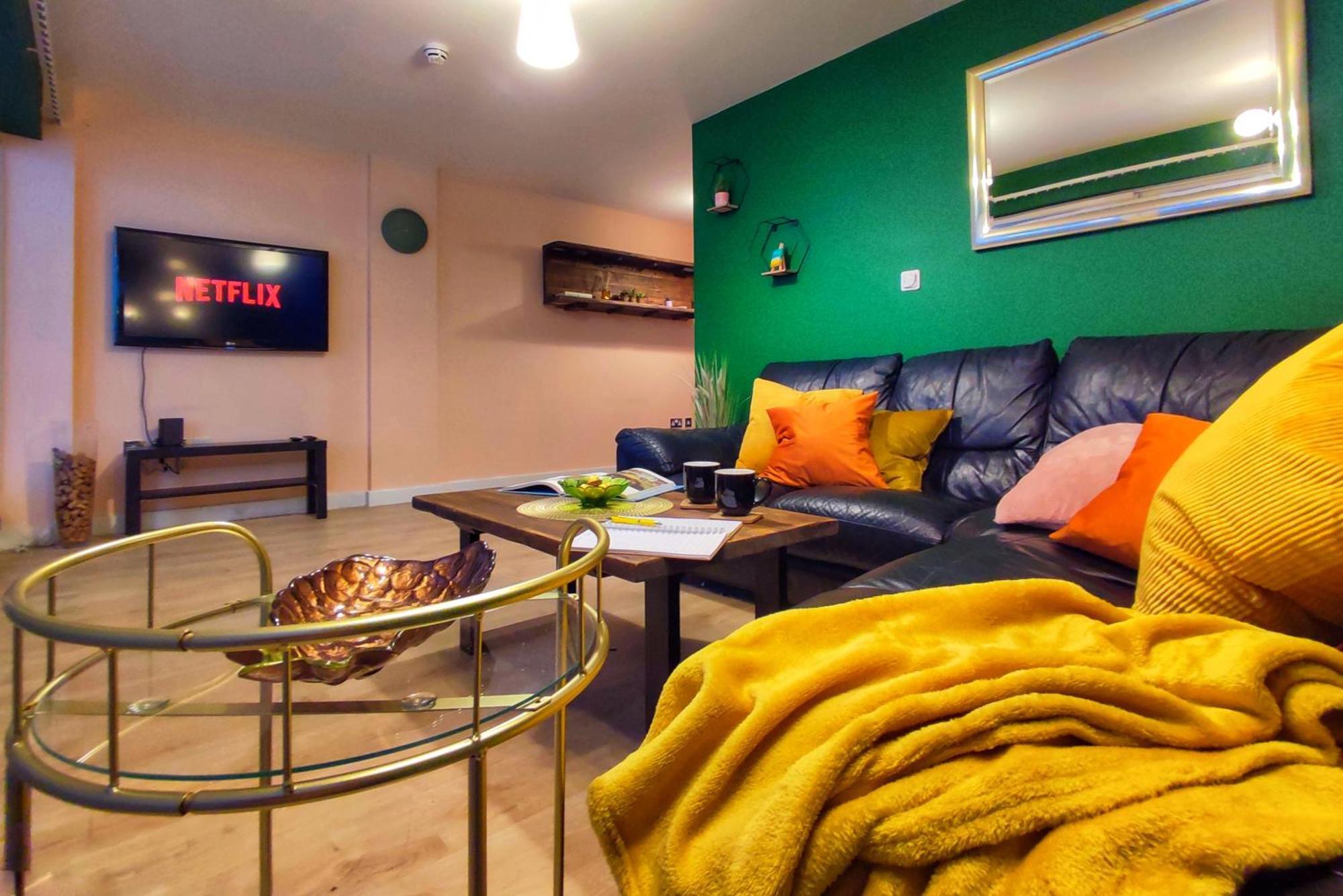 Duplex Apartment In Leeds With King Size Bed - Long Stay Rates Available Exterior foto