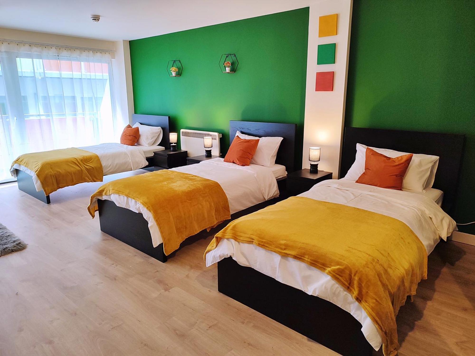 Duplex Apartment In Leeds With King Size Bed - Long Stay Rates Available Exterior foto